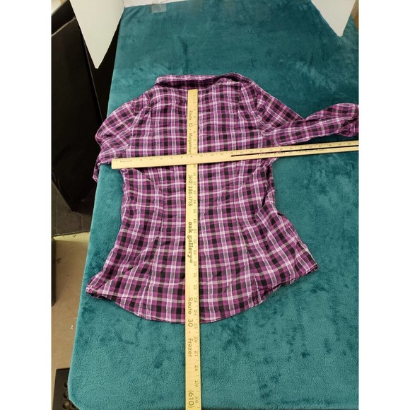 Express Womens Purple/Pink Plaid Rolled Tab Sleeves Size Small Metallic Accent - Picture 6 of 8